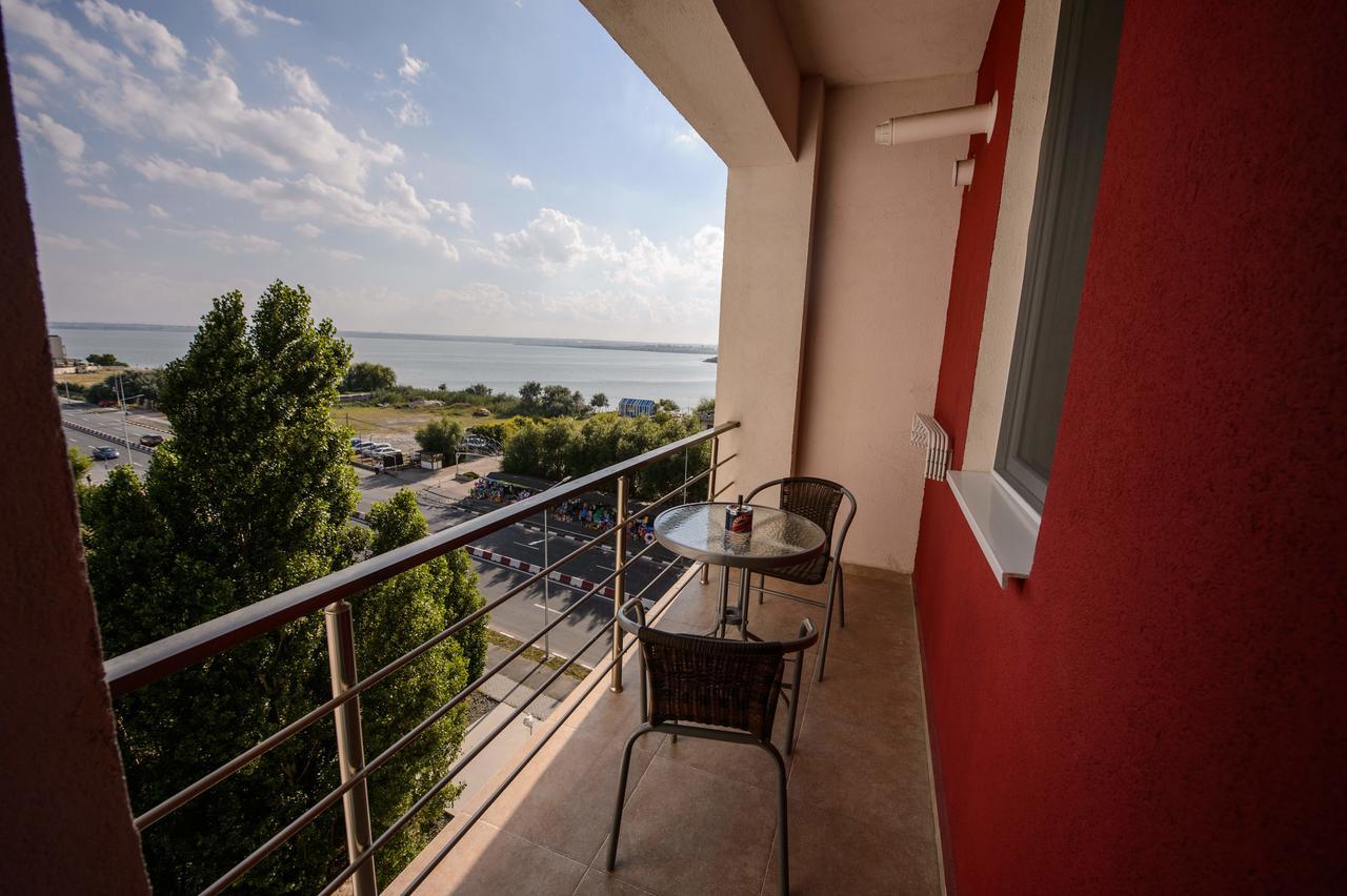 Magnum Residence Năvodari Esterno foto